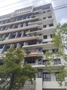 台南市大樓外牆燈條固定-4