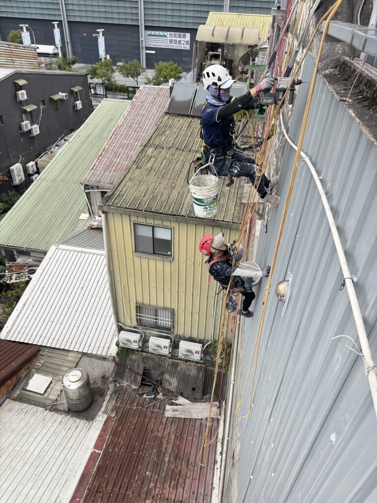 外牆修繕｜台南東區｜3+4樓 老宅穿鐵衣案例分享-2