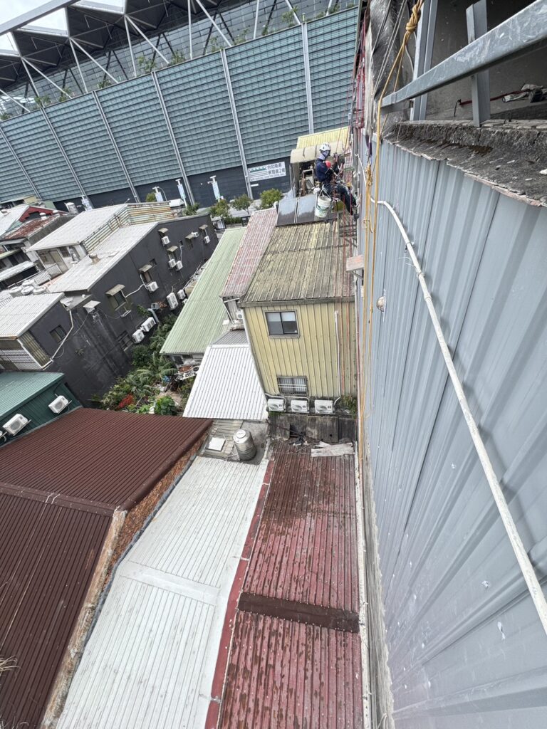 外牆修繕｜台南東區｜3+4樓 老宅穿鐵衣案例分享-4